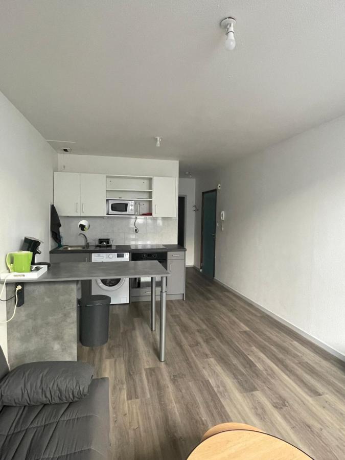 Appartement Calme Au Coeur De La Ville 롱르소니에 외부 사진
